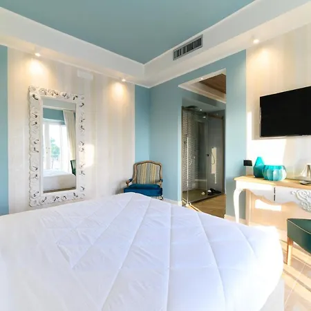 Sogaris Hotel