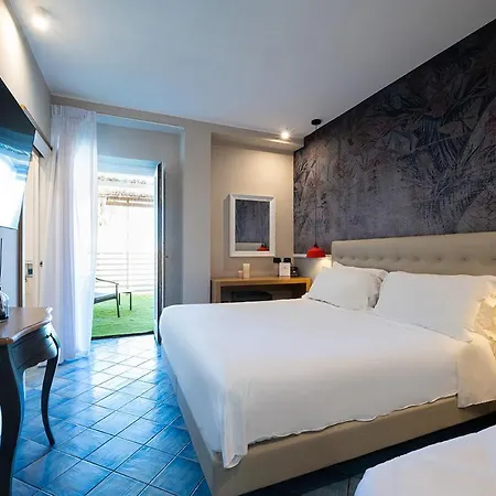 Sogaris Hotel